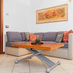 Keys Of Italy - Salutati Stylish Bedroom Apartment