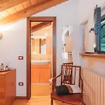 Keys Of Italy - Salutati Stylish Bedroom Apartment