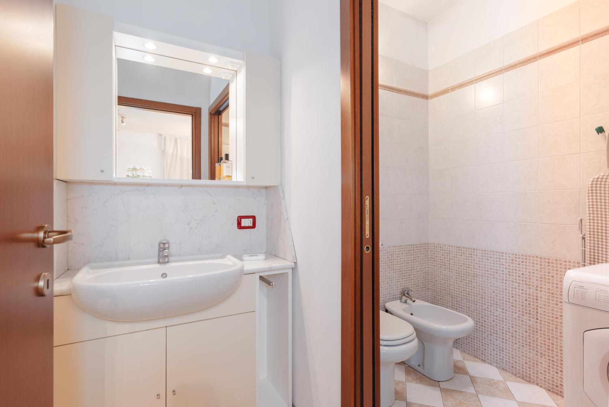 Keys Of Italy - Salutati Stylish Bedroom Appartement *